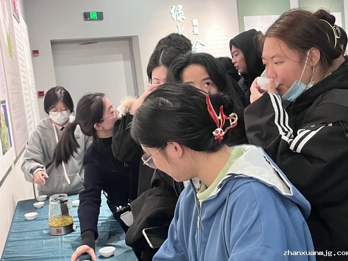 99999999.jpg 99999999.jpg